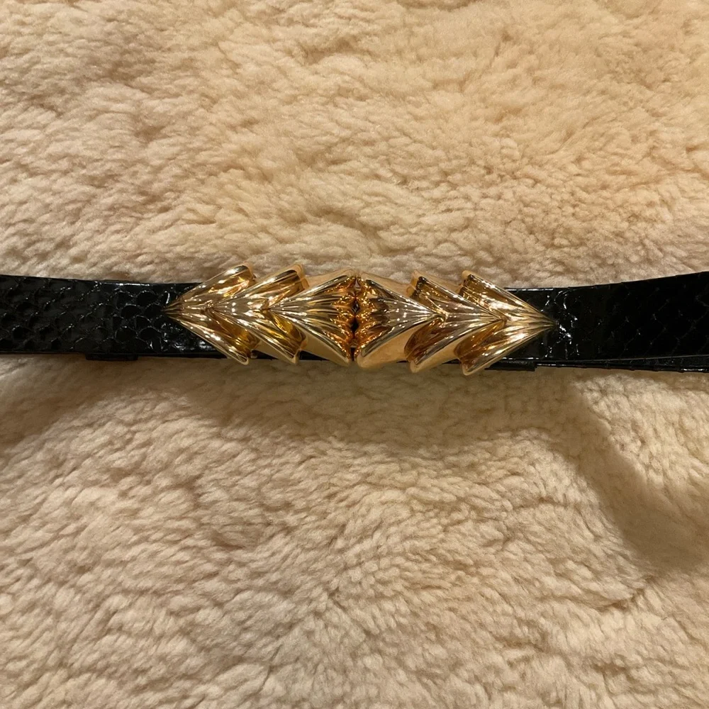 Vintage Alexis Kirk black leather and gold buckle belt - Picture 6 of 12